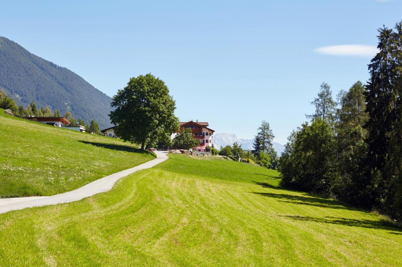 Gasthof Groebenhof Fulpmes Exterior foto