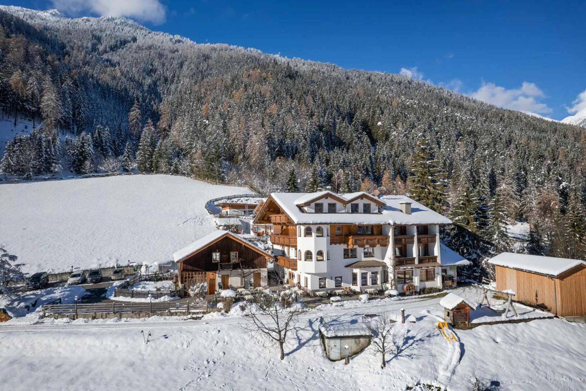 Gasthof Groebenhof Fulpmes Exterior foto